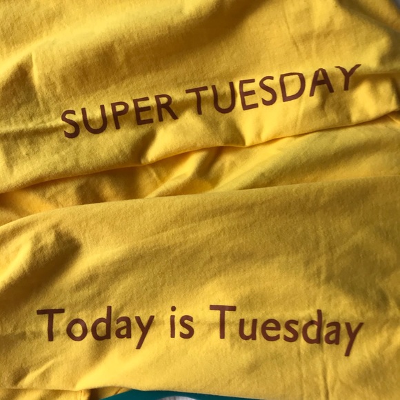 Elf Sack yellow crop top Size M - Tuesday - Picture 3 of 7